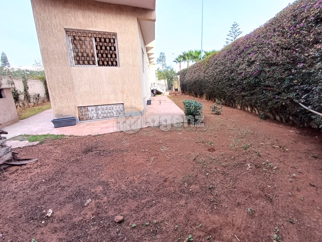Villa à vendre 680 m², 9 chambres Californie Casablanca