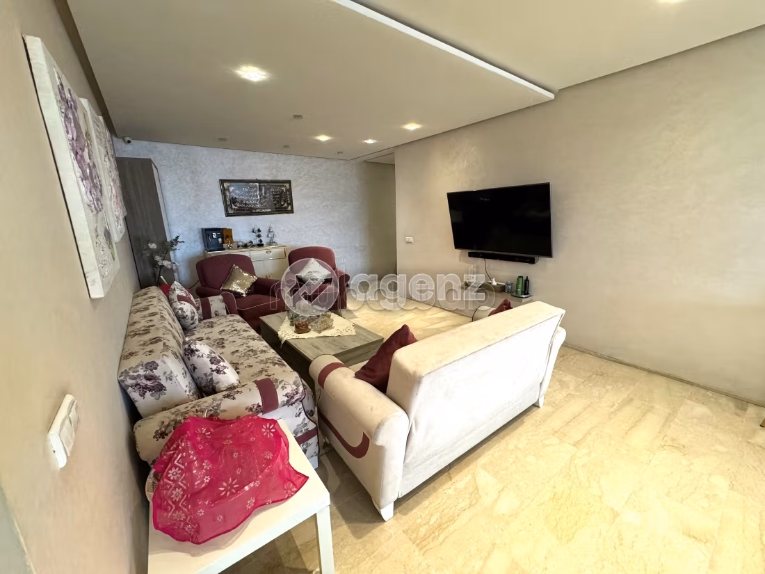 Se vende piso en Guéliz. 3 dormitorios. Con garaje y ascensor