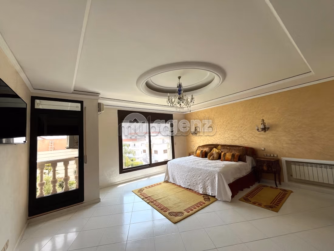 Villa à vendre 1 200 m², 7 chambres Bel Air Val fleuri Tanger