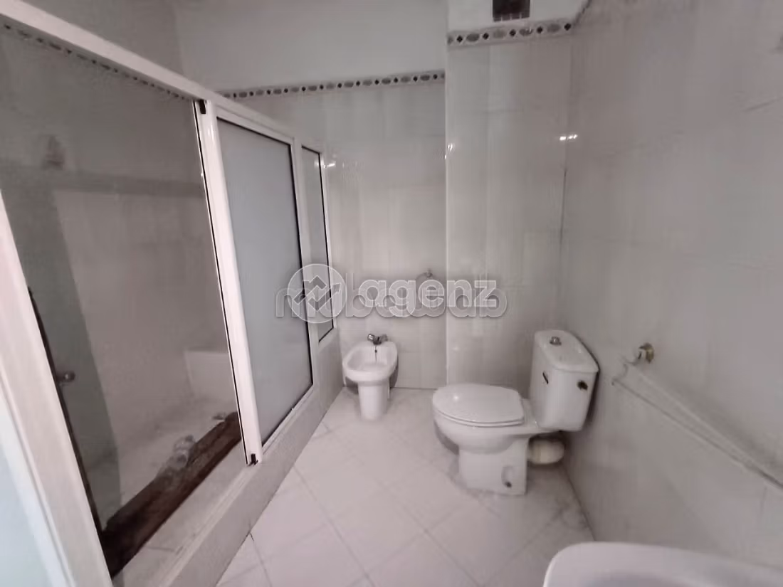 Piso en venta en Val Fleury. Gran superficie 128 m². Espacios verdes, sin ascensor