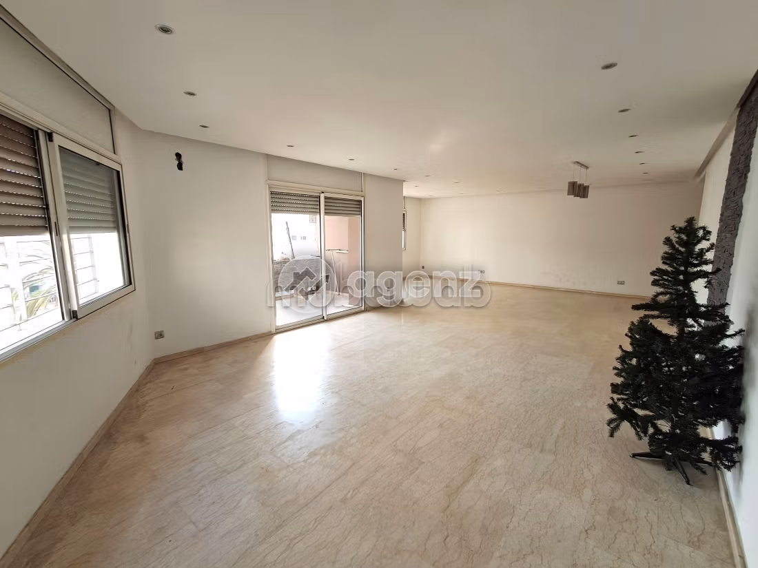Appartement à vendre 190 m², 3 chambres Ziraoui Casablanca — 2