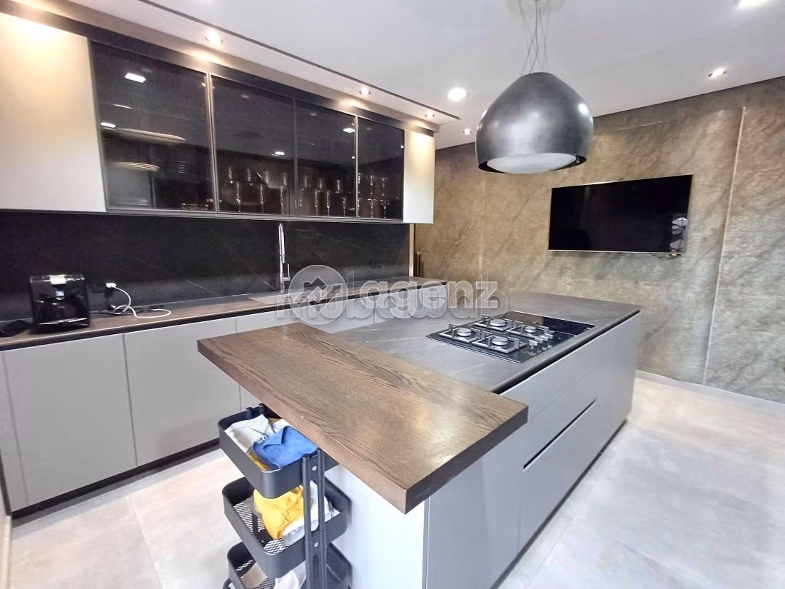 Appartement à vendre 290 m², 3 chambres Casablanca Finance City Casablanca