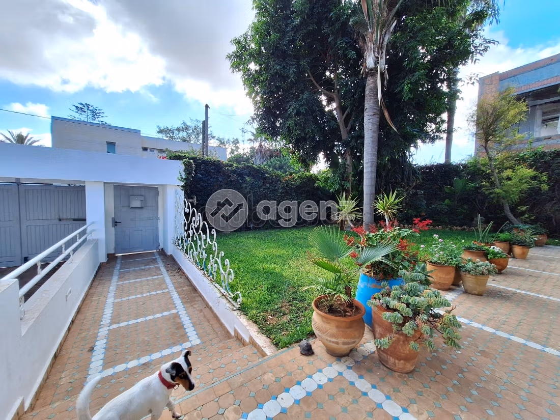 Villa à vendre 596 m², 4 chambres Les princesses Casablanca