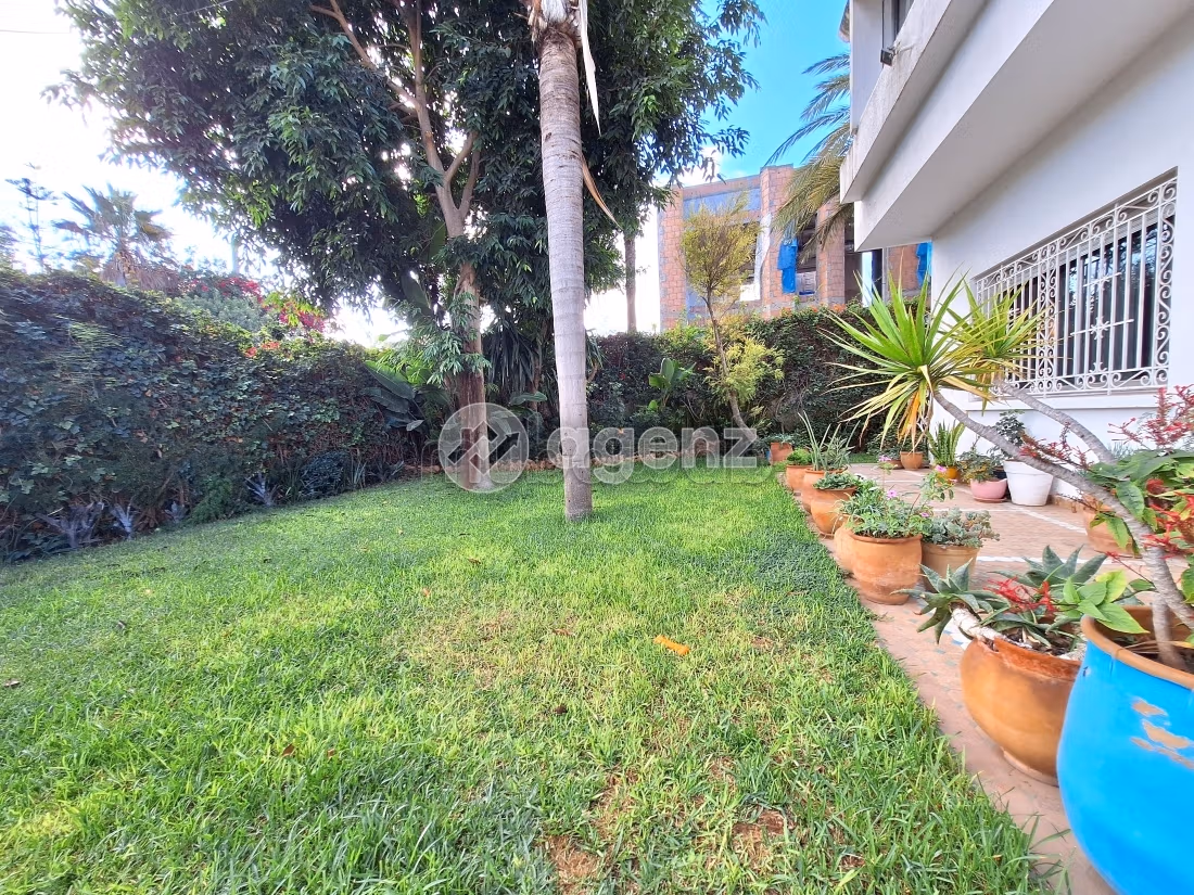 Villa à vendre 596 m², 4 chambres Les princesses Casablanca