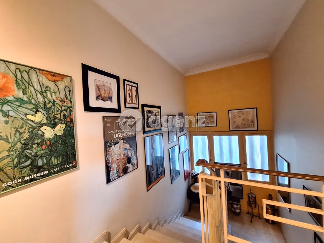 Villa à vendre 596 m², 4 chambres Les princesses Casablanca