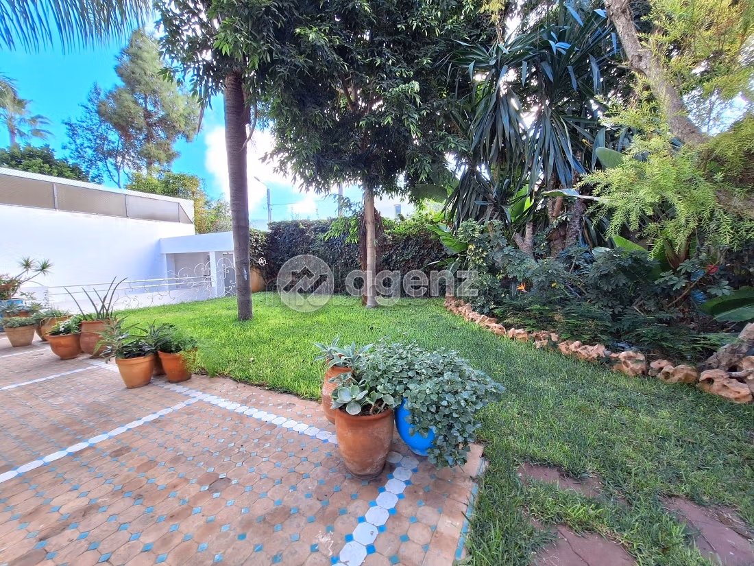 Villa à vendre 596 m², 4 chambres Les princesses Casablanca