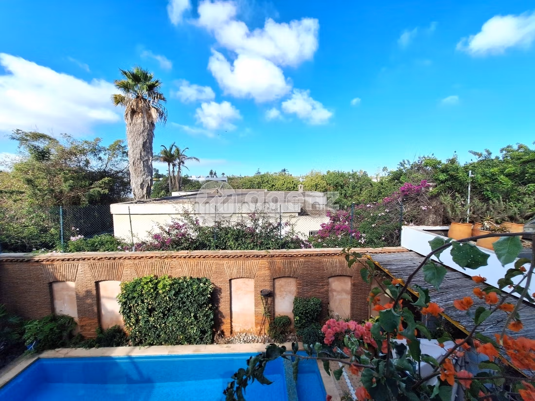 Villa à vendre 596 m², 4 chambres Les princesses Casablanca