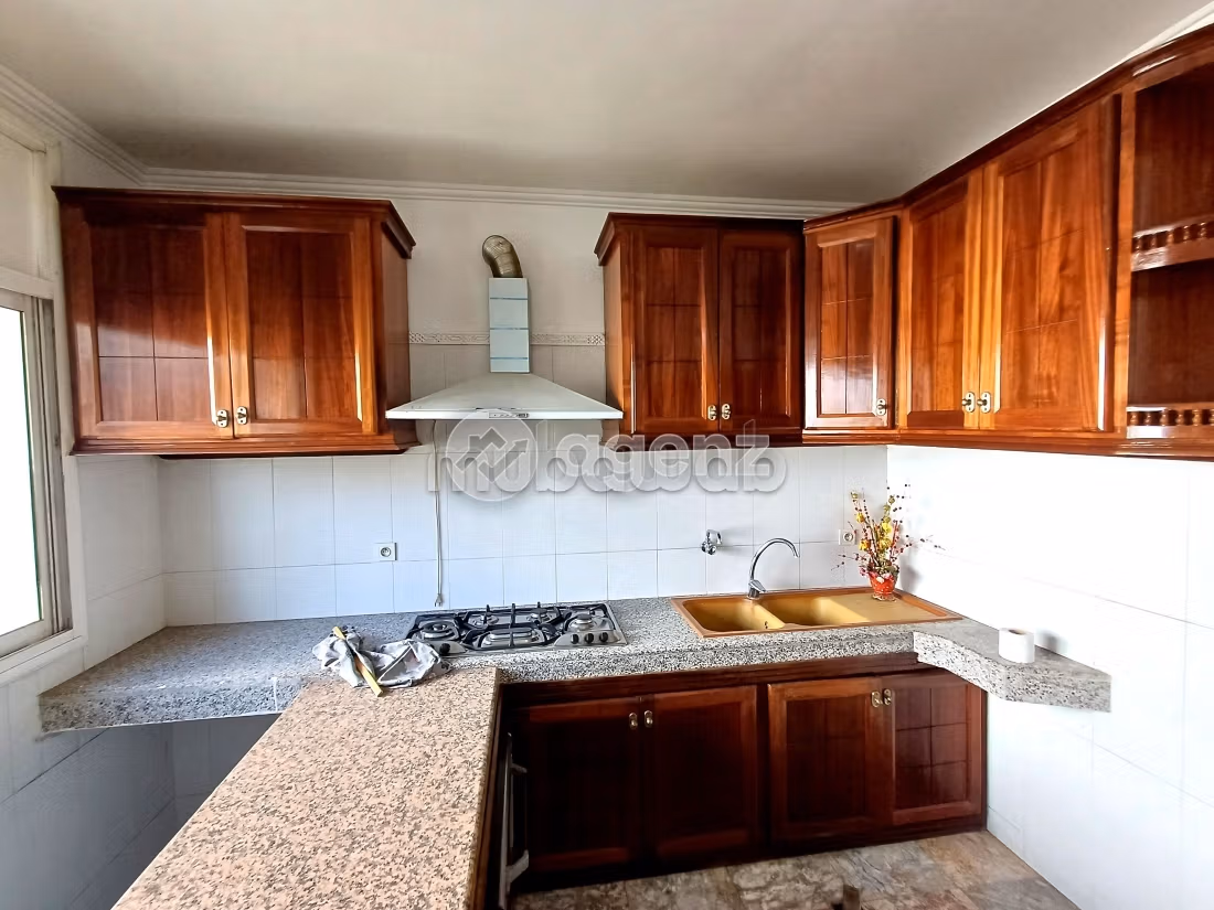 Villa à vendre 327 m², 5 chambres Hay Jdid Fès