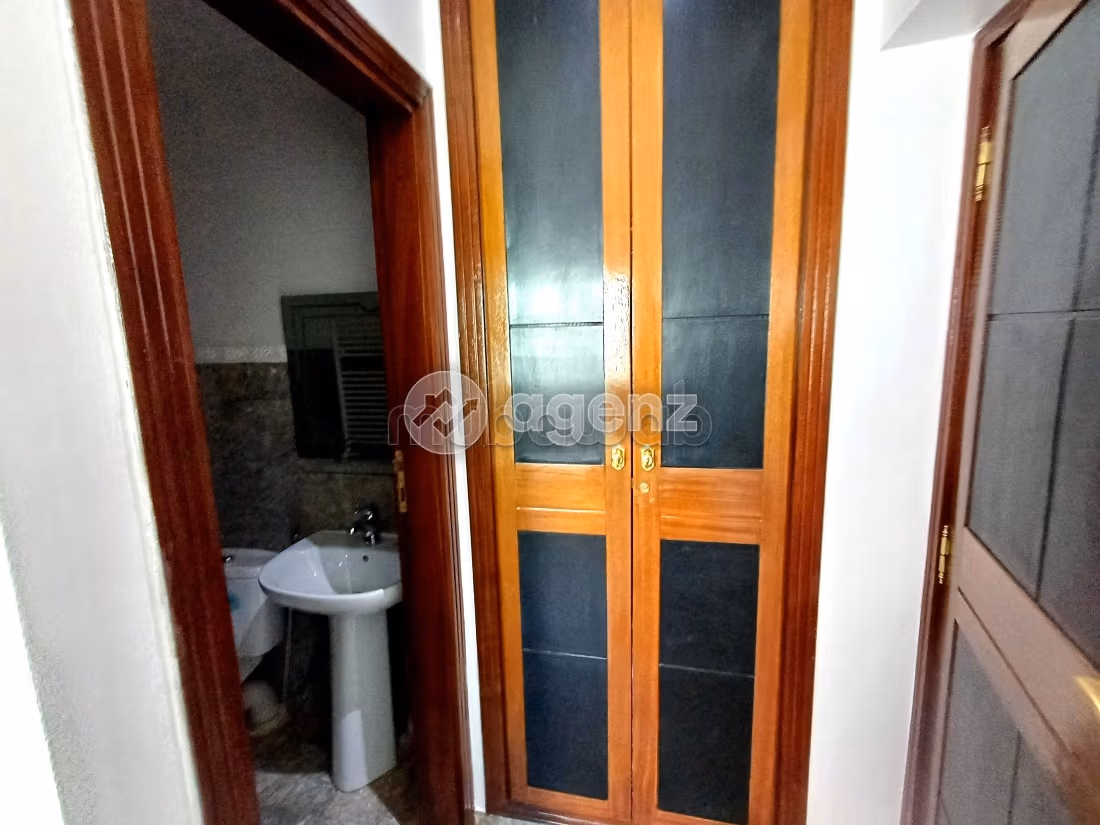 Villa à vendre 327 m², 5 chambres Hay Jdid Fès