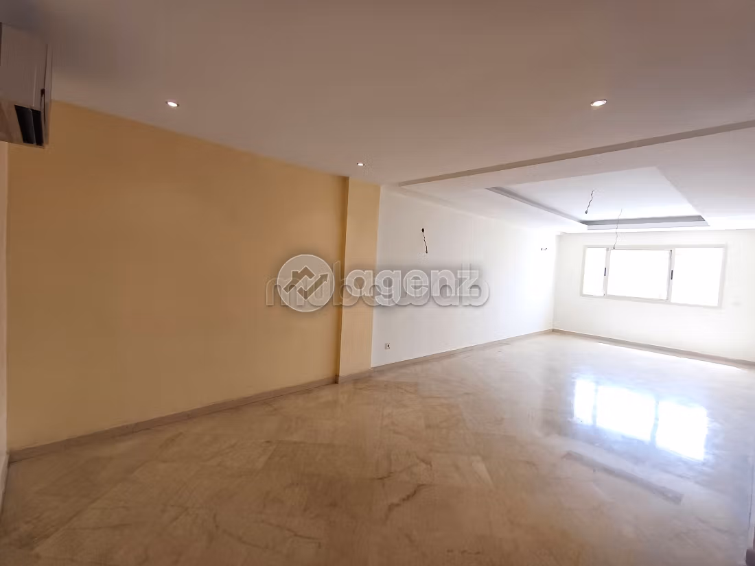 Appartement à vendre 143 m², 3 chambres Val Fleurie Casablanca — 2