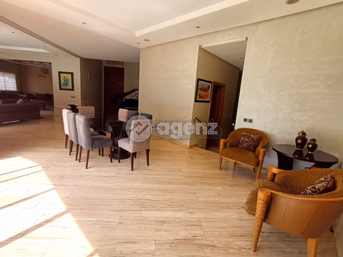 Villa à vendre 1 030 m², 4 chambres La colline Casablanca