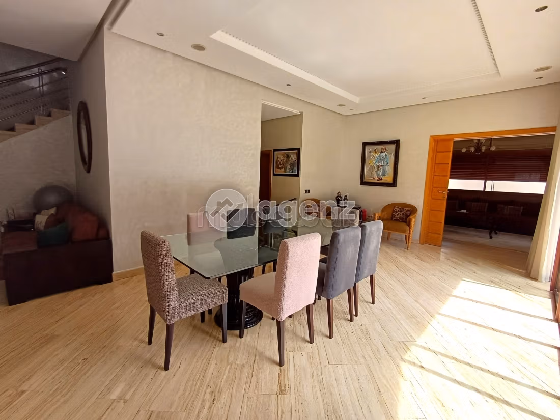 Villa à vendre 1 030 m², 4 chambres La colline Casablanca