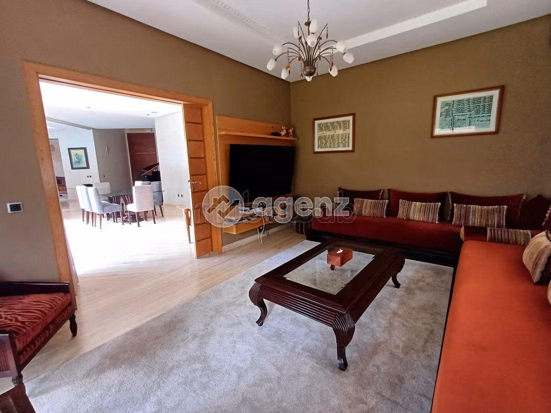 Villa à vendre 1 030 m², 4 chambres La colline Casablanca