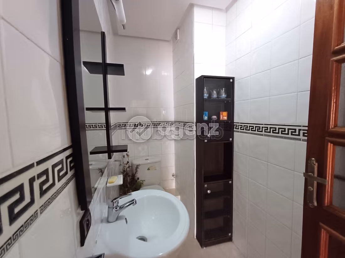 Piso en venta en Roches Noires. 2 bonitas habitaciones. Con ascensor y terraza