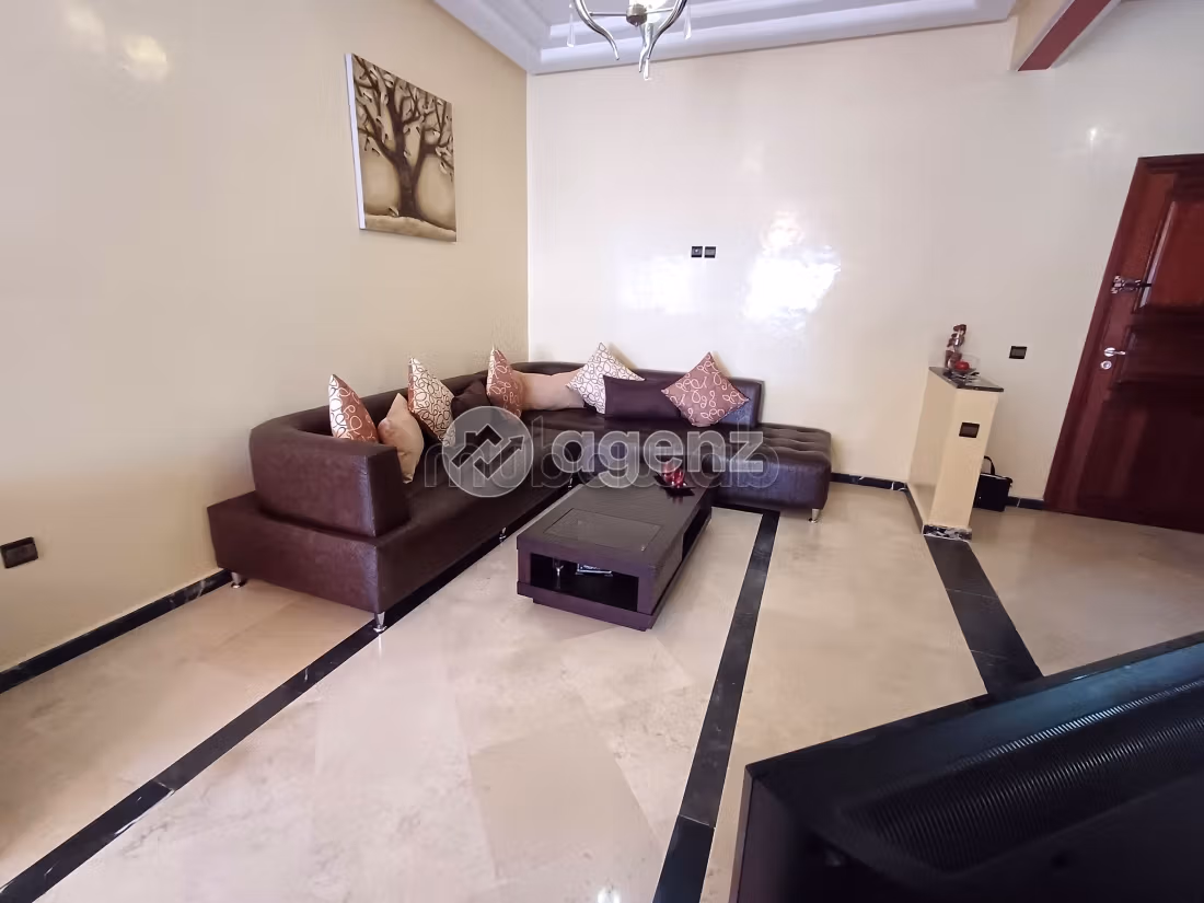 Piso en venta en Roches Noires. 2 bonitas habitaciones. Con ascensor y terraza