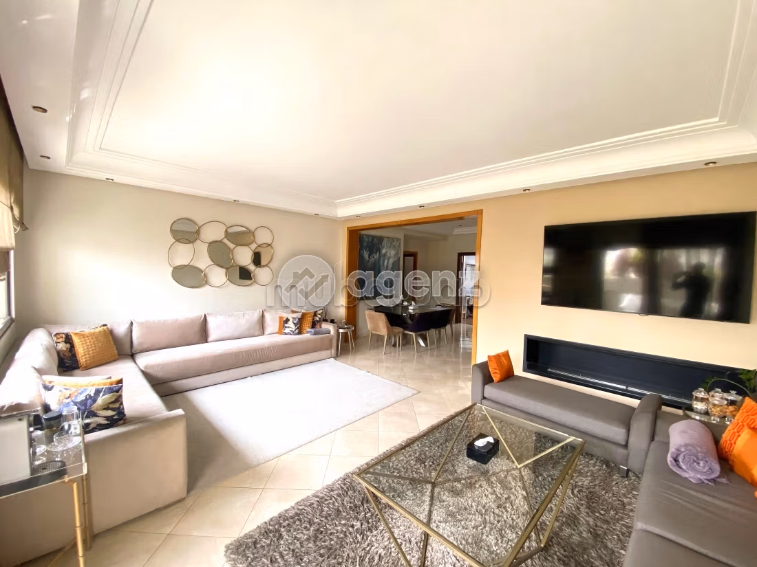 Appartement à vendre 201 m², 3 chambres Les Hôpitaux Casablanca