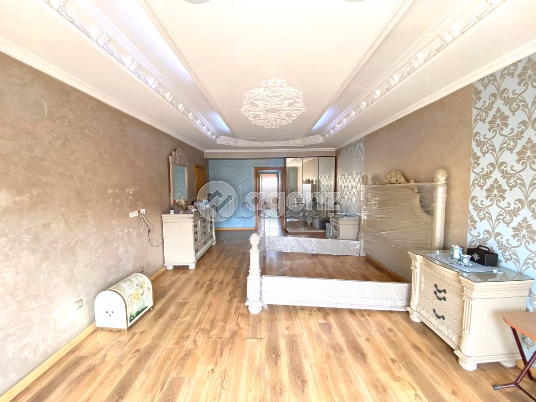 Villa di lusso in vendita. 5 belle camere da letto. Posto auto e giardino