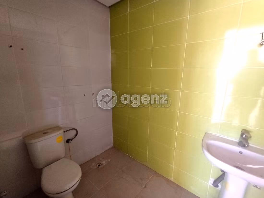 Bonito piso en venta en Nouvelle Ville. Area 56 m². Ascensor