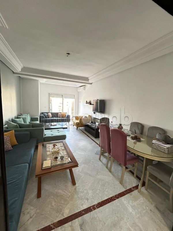 Vendita di uno splendido appartamento a Skanes. Superficie 110 m². Posto auto e terrazzo