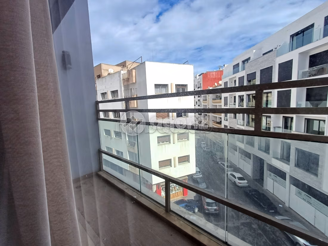 Vendita appartamento a Maârif. Superficie totale 108 m². Ascensore e terrazzo