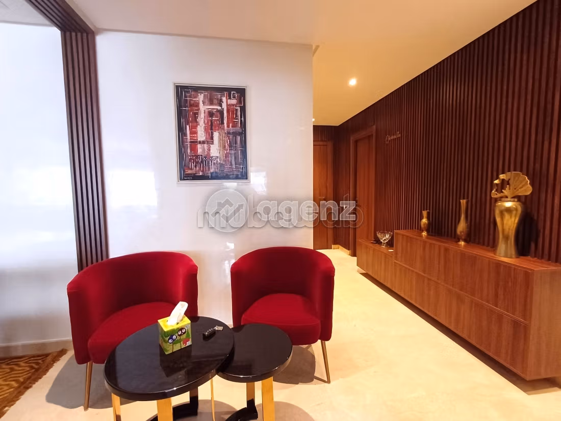 Vendita appartamento a Maârif. Superficie totale 108 m². Ascensore e terrazzo