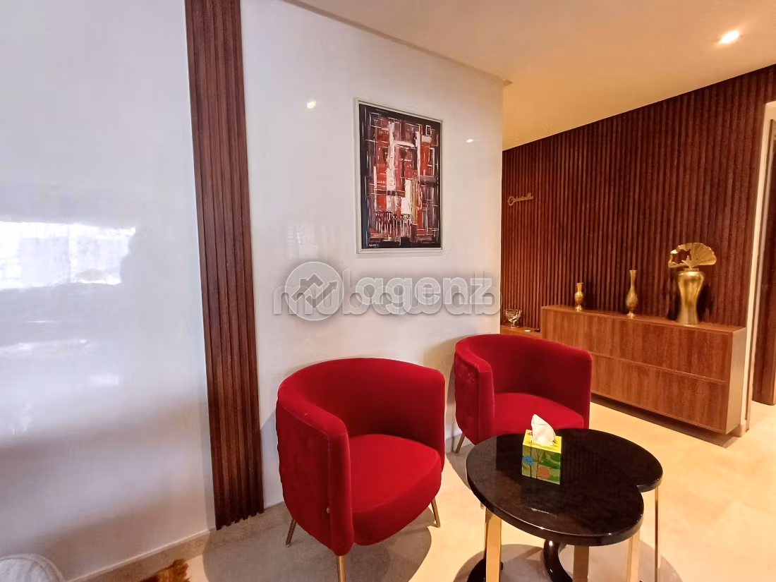 Vendita appartamento a Maârif. Superficie totale 108 m². Ascensore e terrazzo
