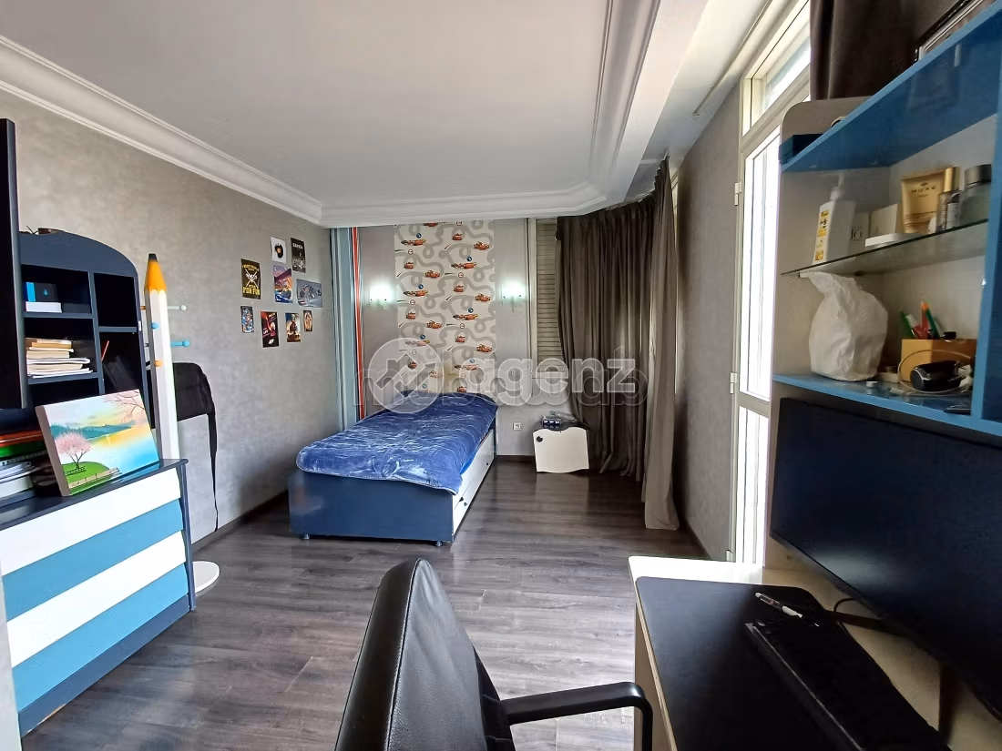 Villa à vendre 616 m², 6 chambres Sidi Maarouf Casablanca