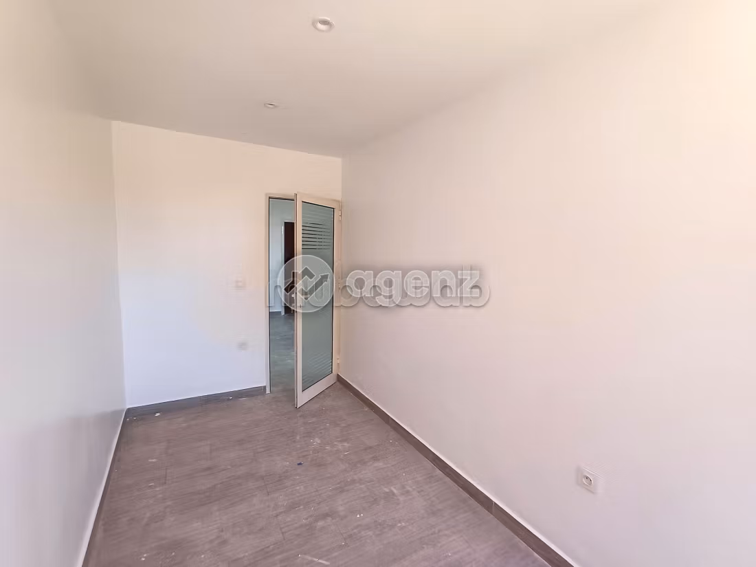 Bureau à vendre 74 m² Issil Marrakech