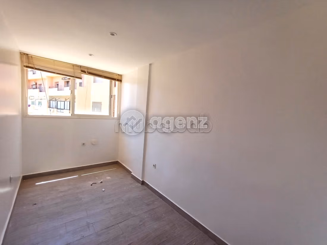 Bureau à vendre 74 m² Issil Marrakech