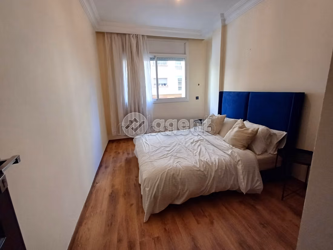 Piso en venta en Oasis. 2 dormitorios. Está amueblado con buen gusto