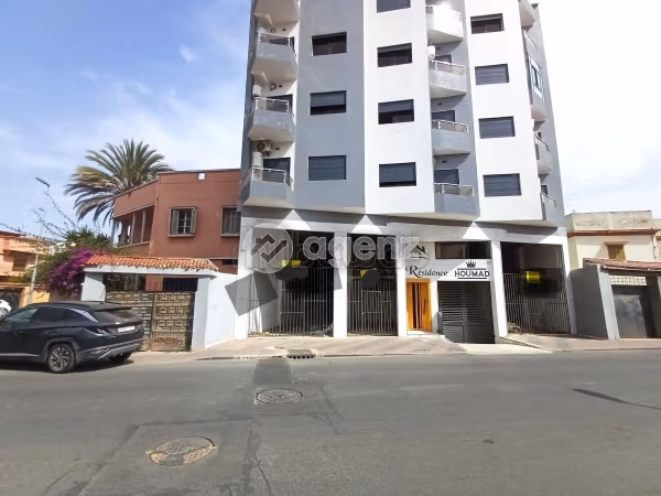 Commercieel vastgoed beschikbaar in Aïn Sebaâ. Oppervlakte 143 m²