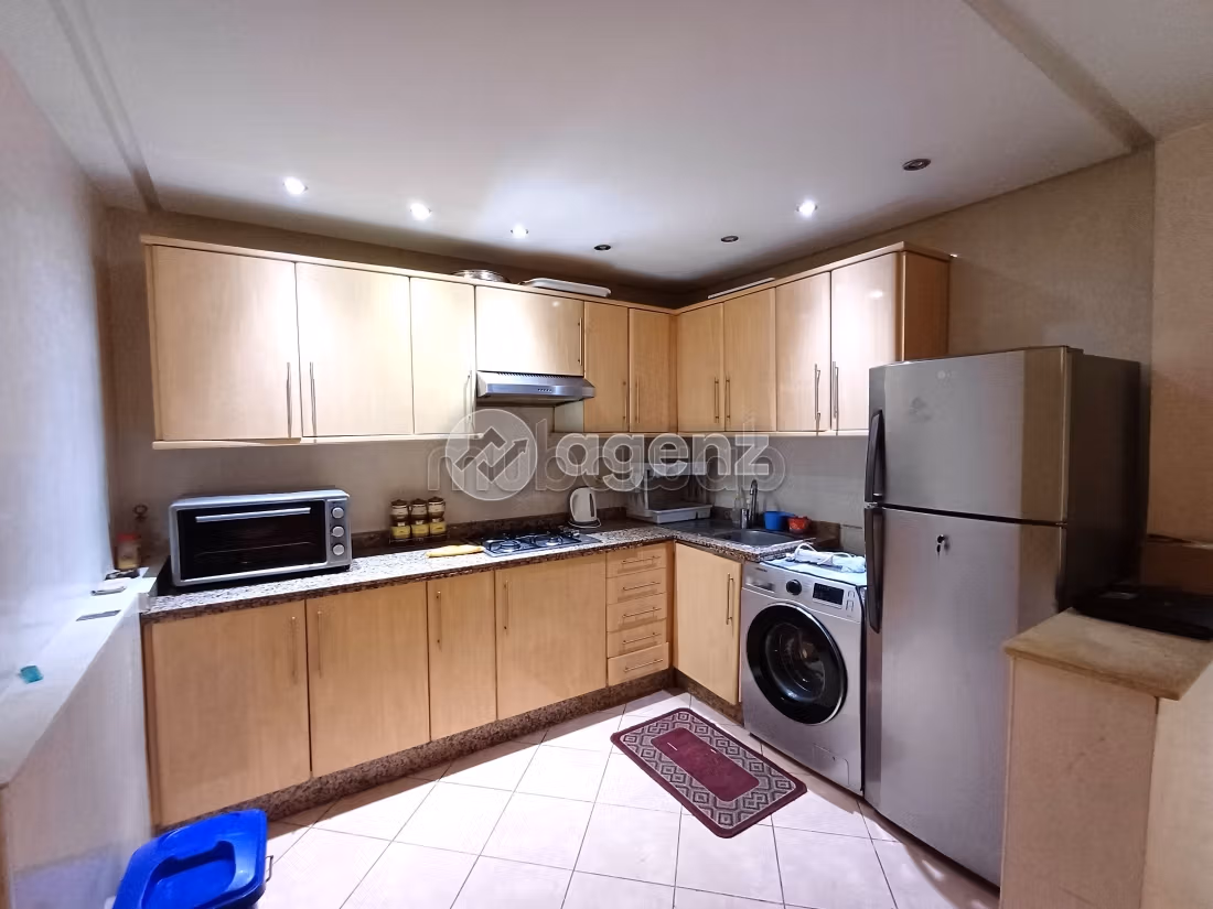 Piso en venta en Route de Safi. 2 dormitorios. Con Ascensor, Estacionamiento
