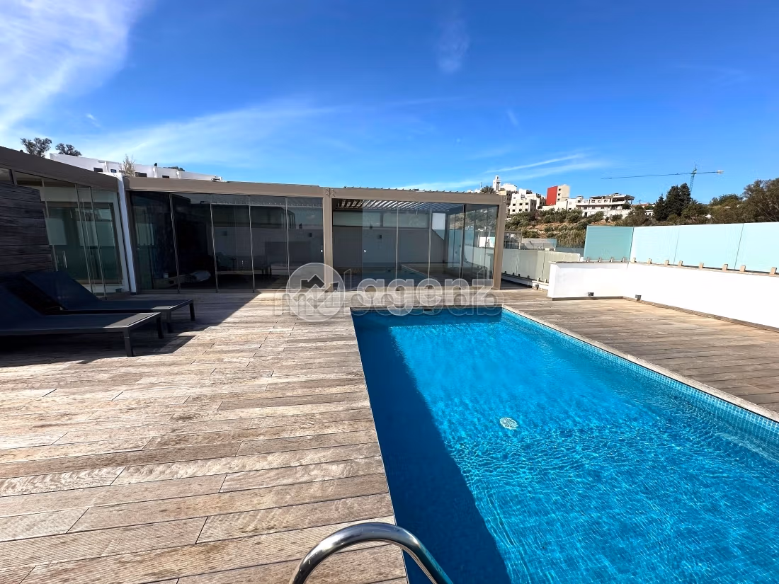 Duplex à vendre 387 m², 3 chambres Rmilat Tanger
