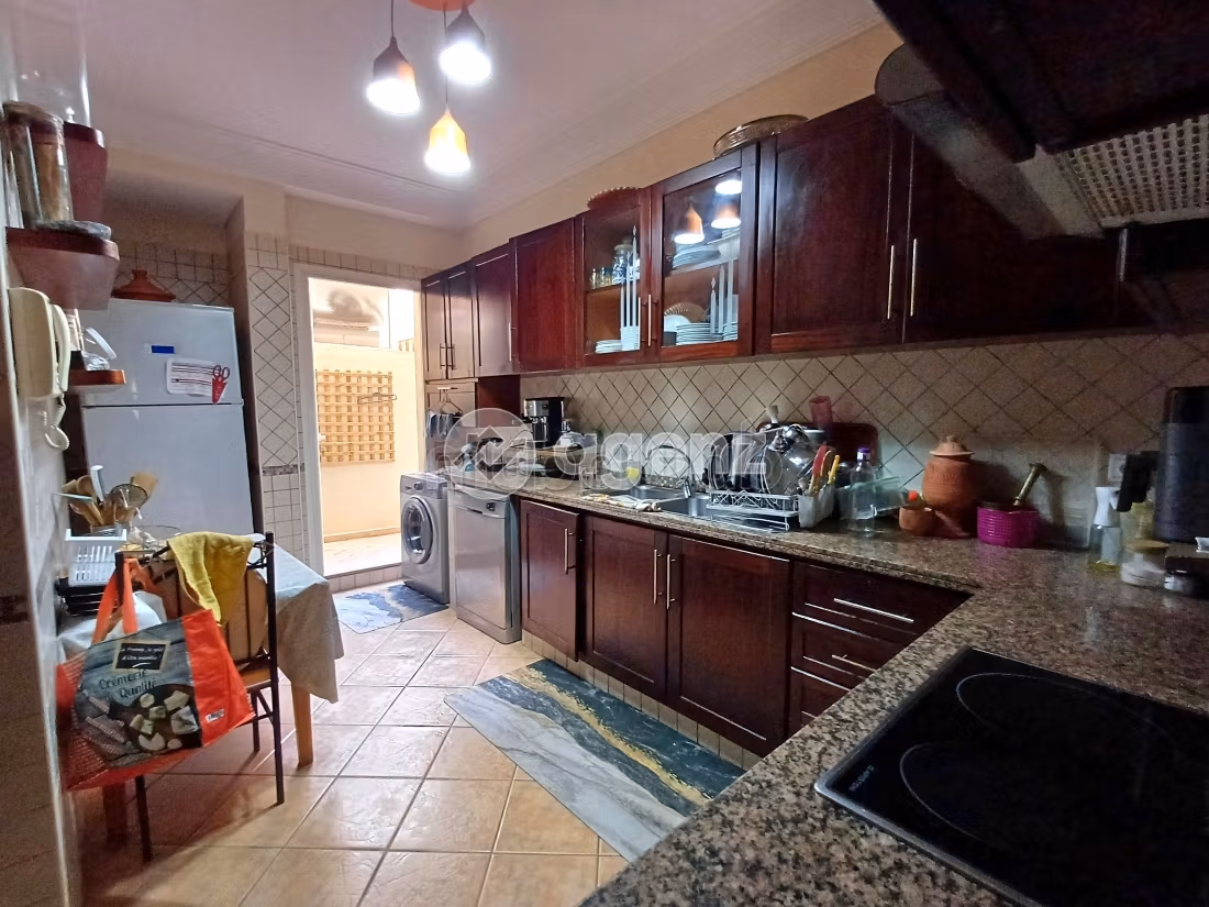 Vendita appartamento a Les princesses. Superficie totale 146 m². Terrazzo e garage