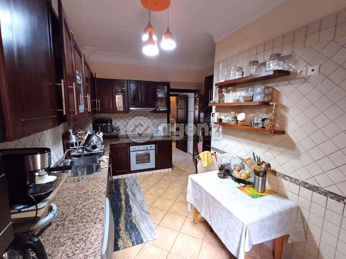 Vendita appartamento a Les princesses. Superficie totale 146 m². Terrazzo e garage