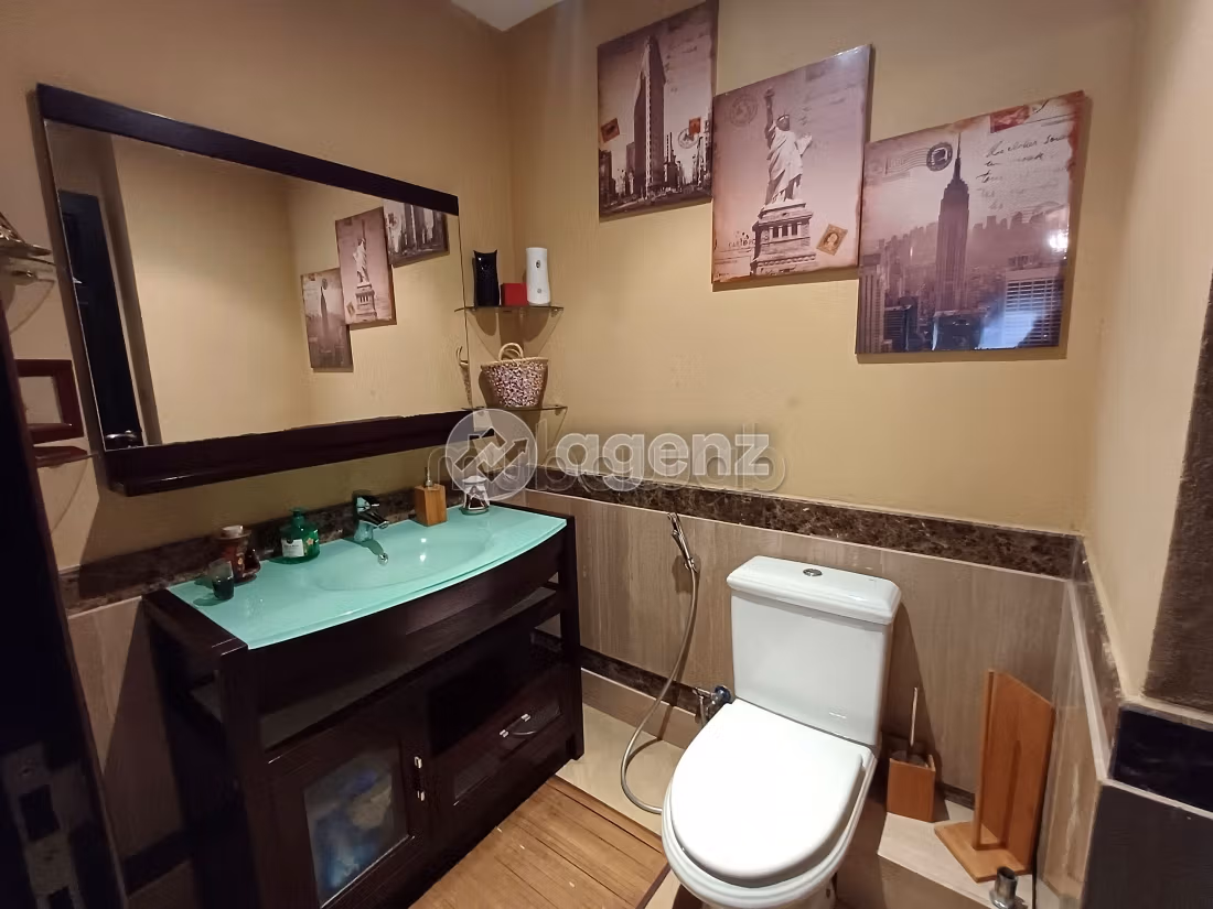 Vendita appartamento a Les princesses. Superficie totale 146 m². Terrazzo e garage
