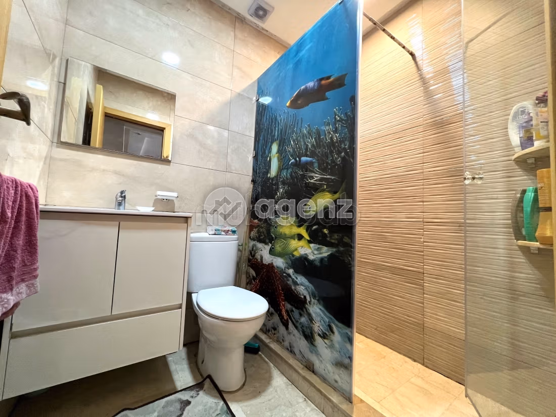 Magnífico piso en venta en Aïn Sebaâ. 3 dormitorios. Con Ascensor, Estacionamiento