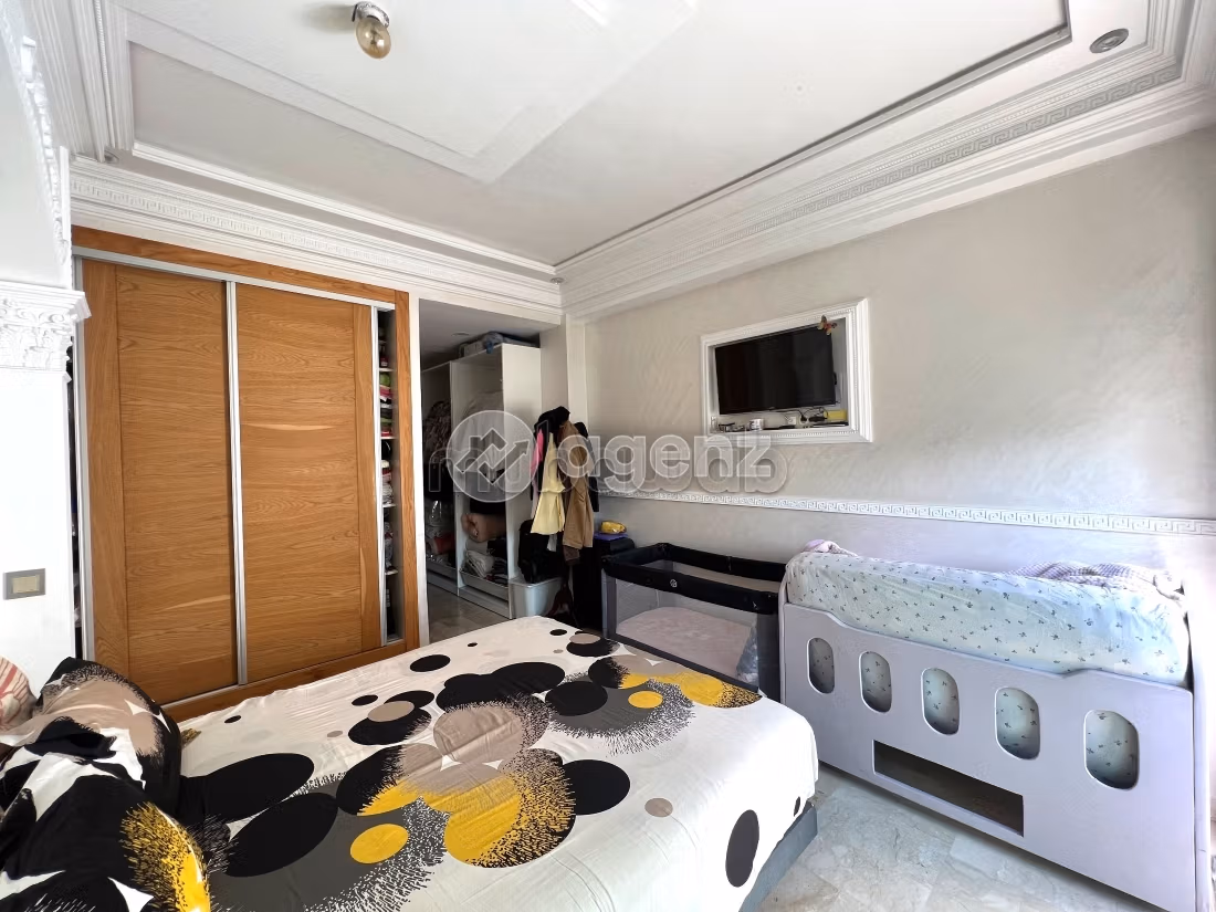 Magnífico piso en venta en Aïn Sebaâ. 3 dormitorios. Con Ascensor, Estacionamiento