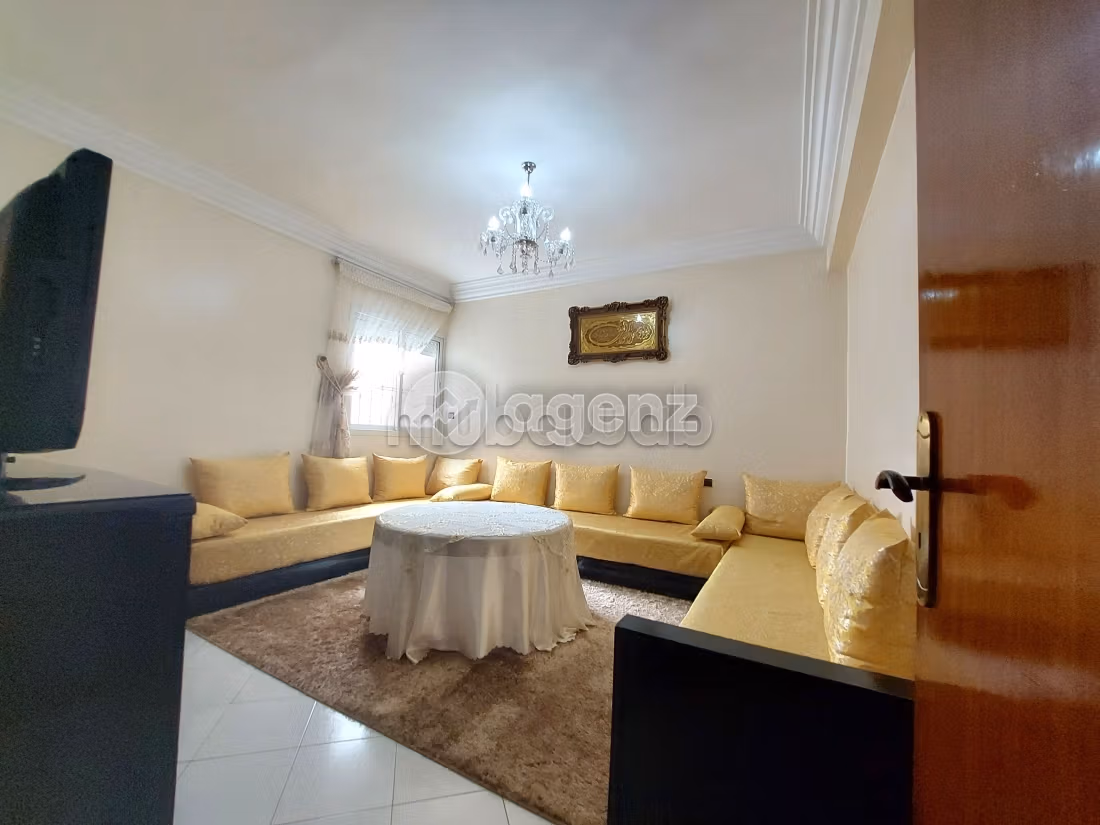 Magnífico piso en venta en Mers Sultan. Gran superficie 197 m². Ascensor y terraza