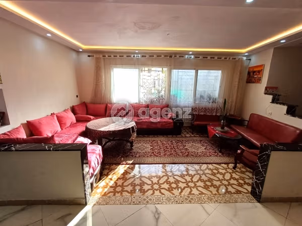 Se vende piso en Belvédère. Area 97 m². Balcón