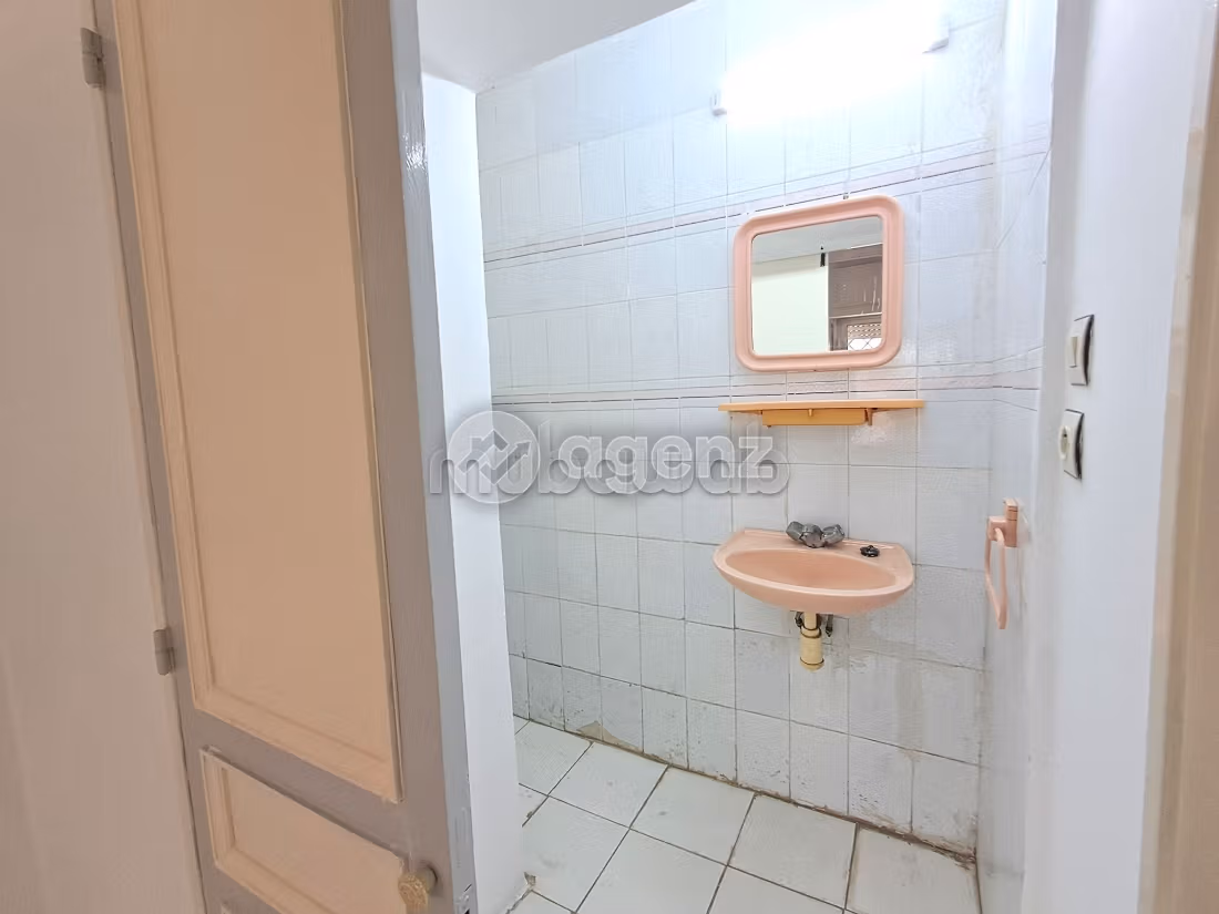 Piso en venta en Les princesses. 4 bonitas habitaciones. Parking y ascensor