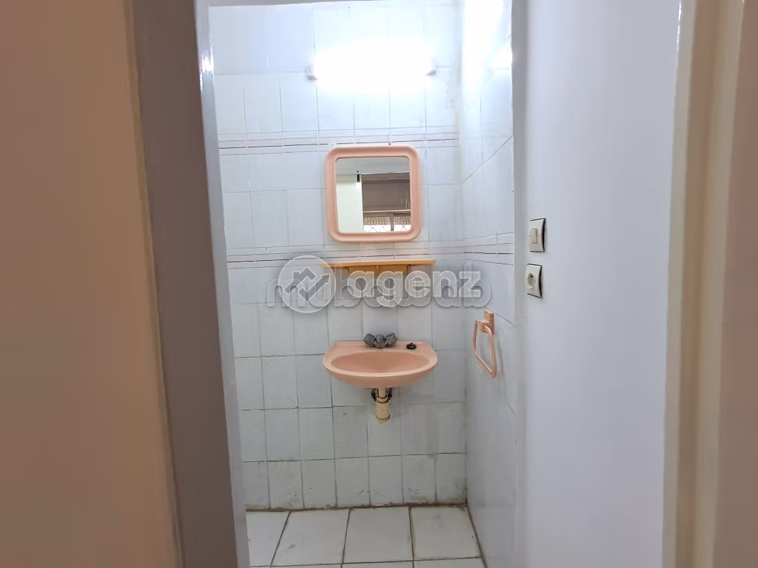Piso en venta en Les princesses. 4 bonitas habitaciones. Parking y ascensor