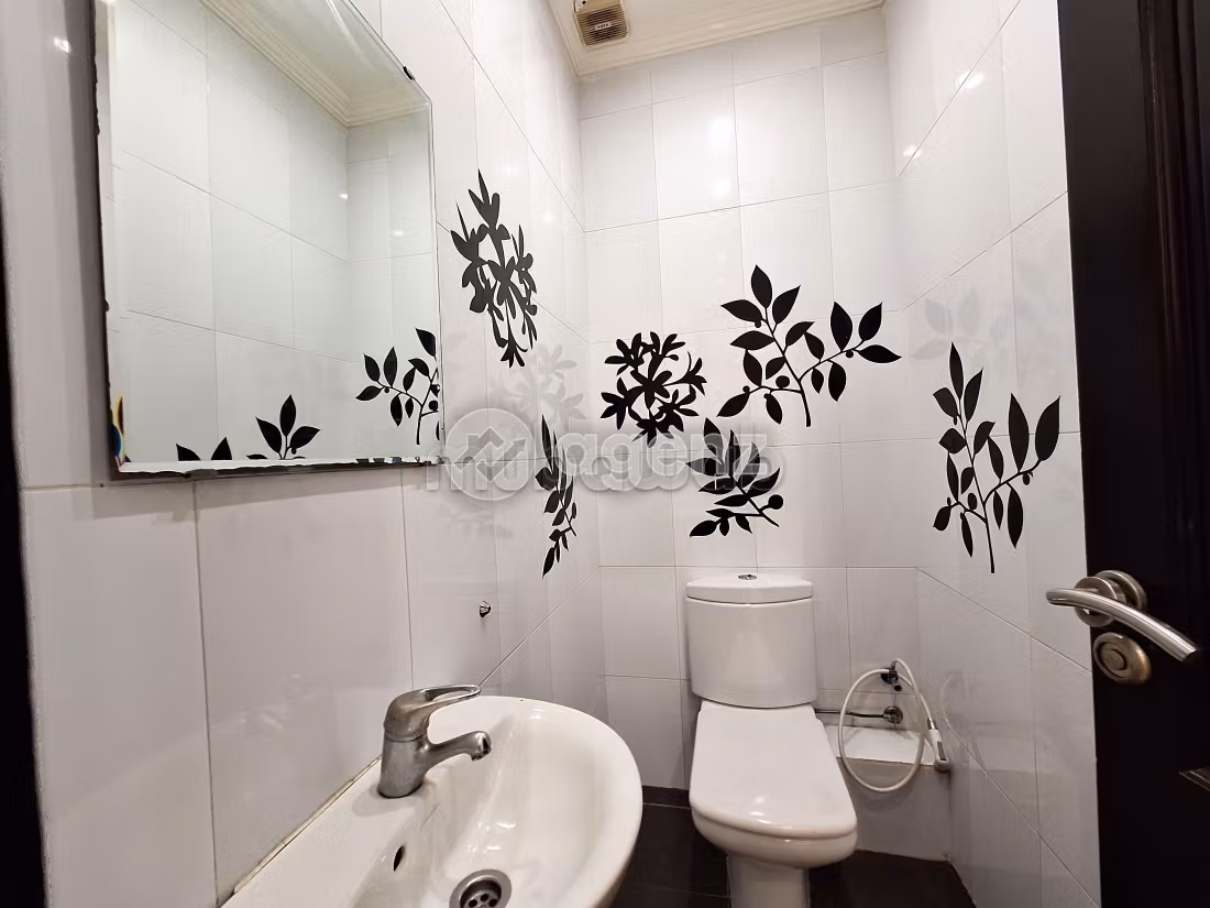Apartment for sale in Maârif. 2 beautiful rooms. Carpark and terrace