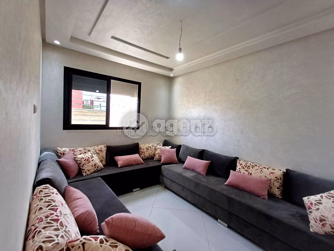 Vendita villa di lusso. Superficie 341 m². Posto auto e giardino