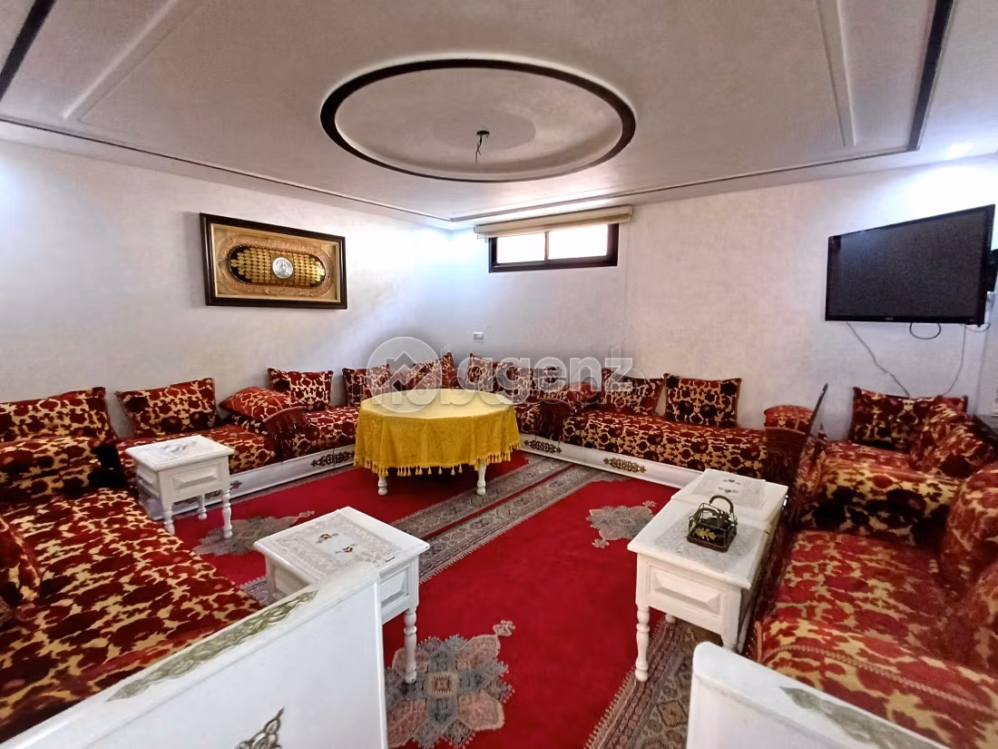 Vendita villa di lusso. Superficie 341 m². Posto auto e giardino