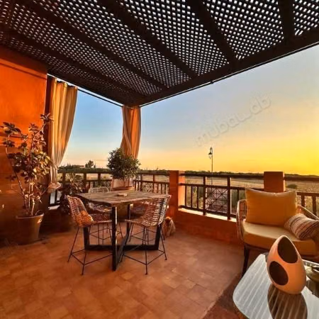 Beautiful apartment for sale in Route de l'Ourika. 4 large living areas. Cellar, Large terrace