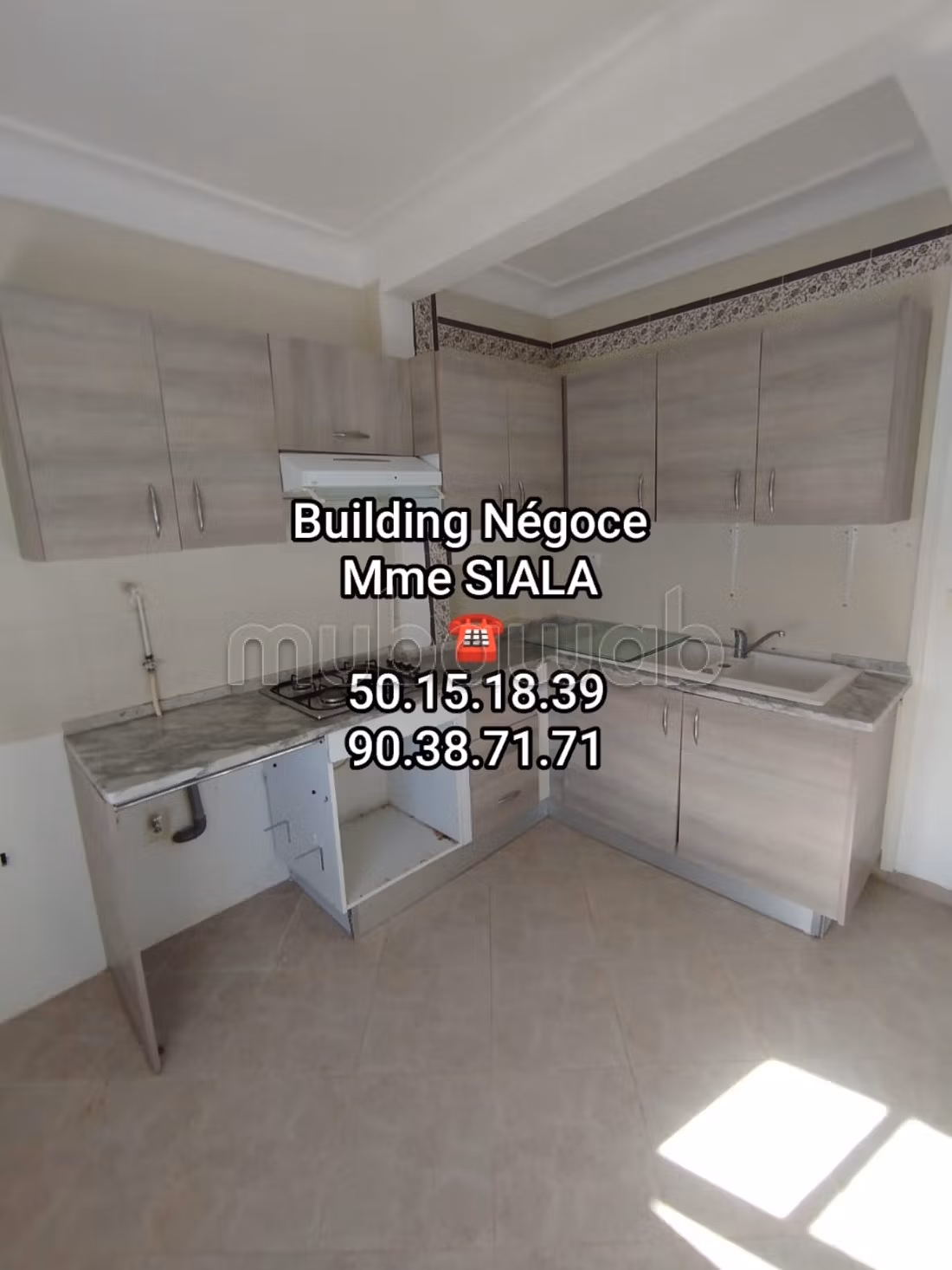 Ennasr 2; à louer etage villa s4