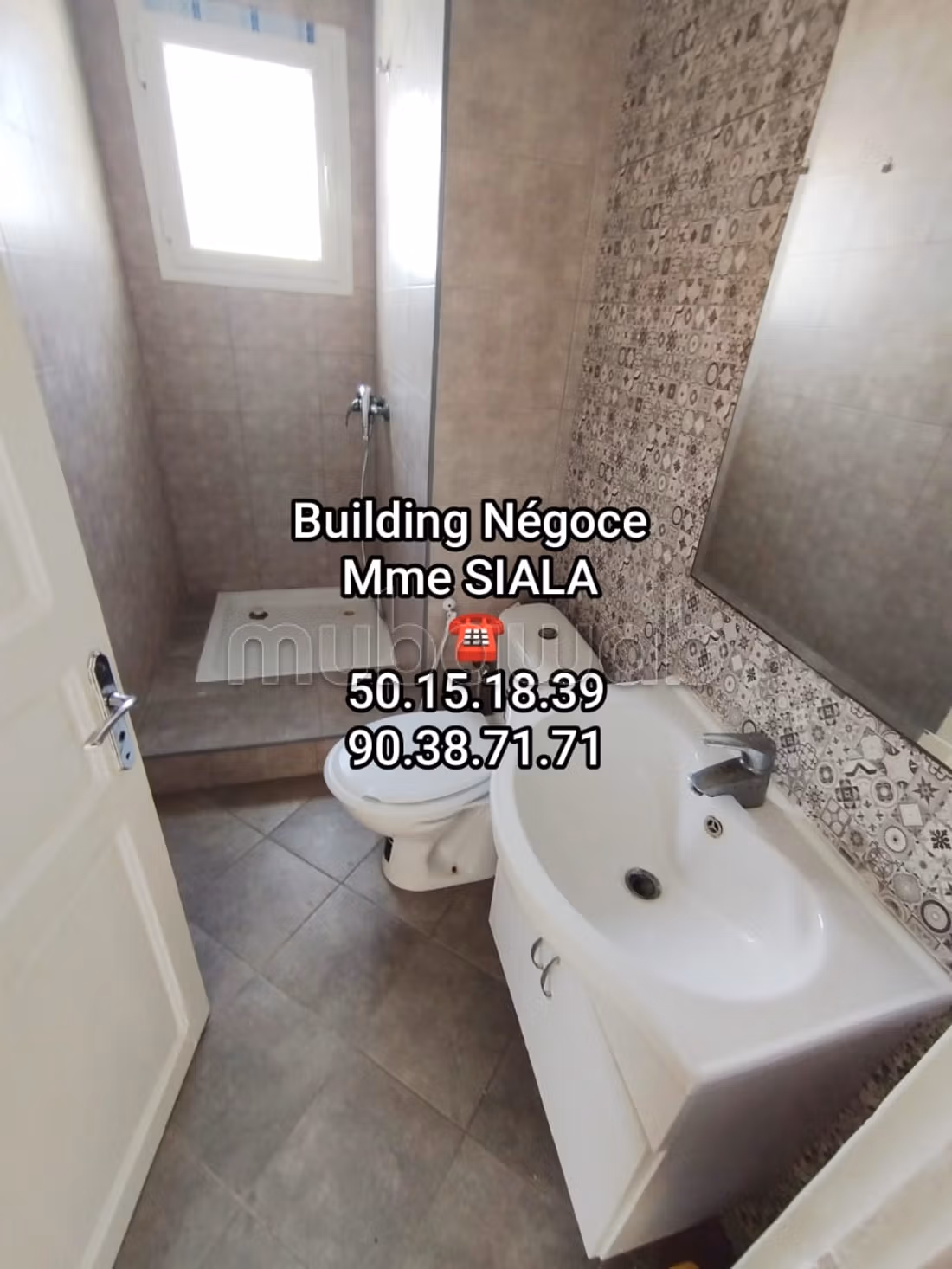 Ennasr 2; à louer etage villa s4