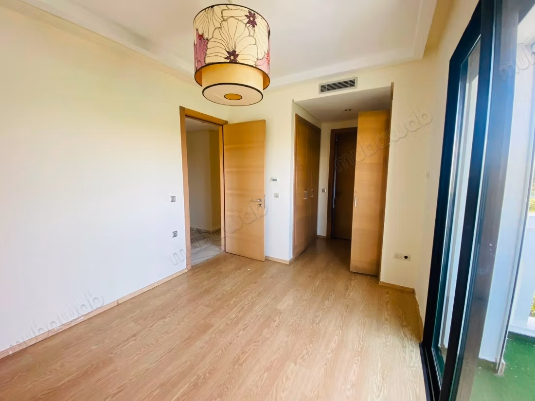 Appartement 3 chambre a loue 
Prestigia