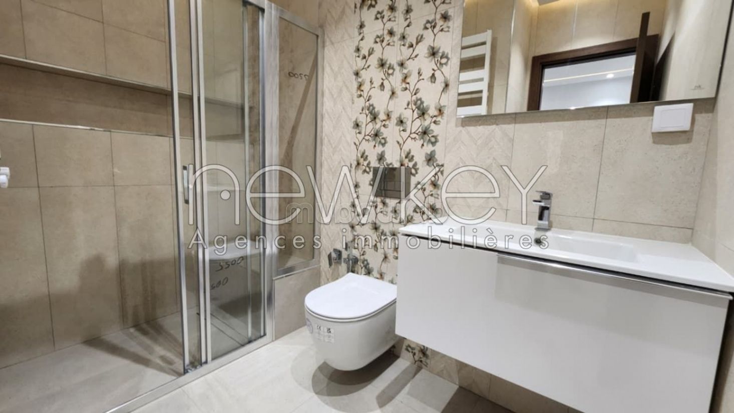 Triplex S4 à vendre à La Soukra